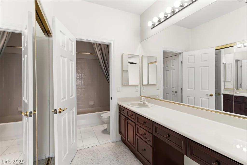 2432 Tour Edition, Henderson, NV 89074