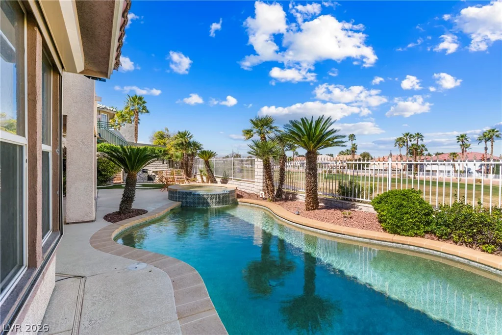 2432 Tour Edition, Henderson, NV 89074
