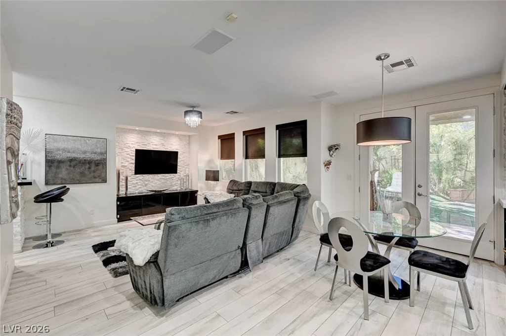 3555 Shelome, Las Vegas, NV 89121