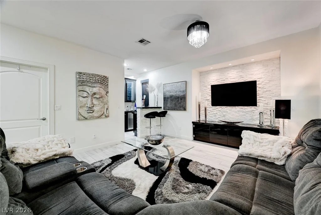 3555 Shelome, Las Vegas, NV 89121