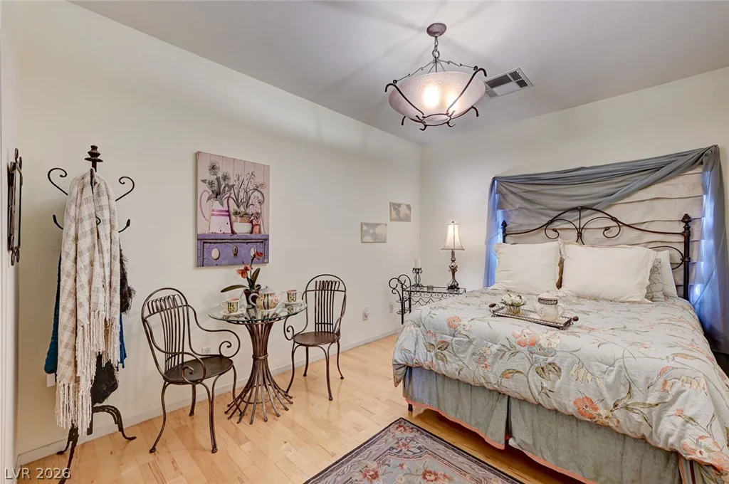 3555 Shelome, Las Vegas, NV 89121