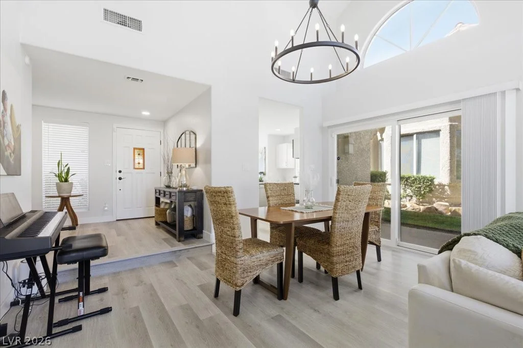 7012 Bright Springs, Las Vegas, NV 89113