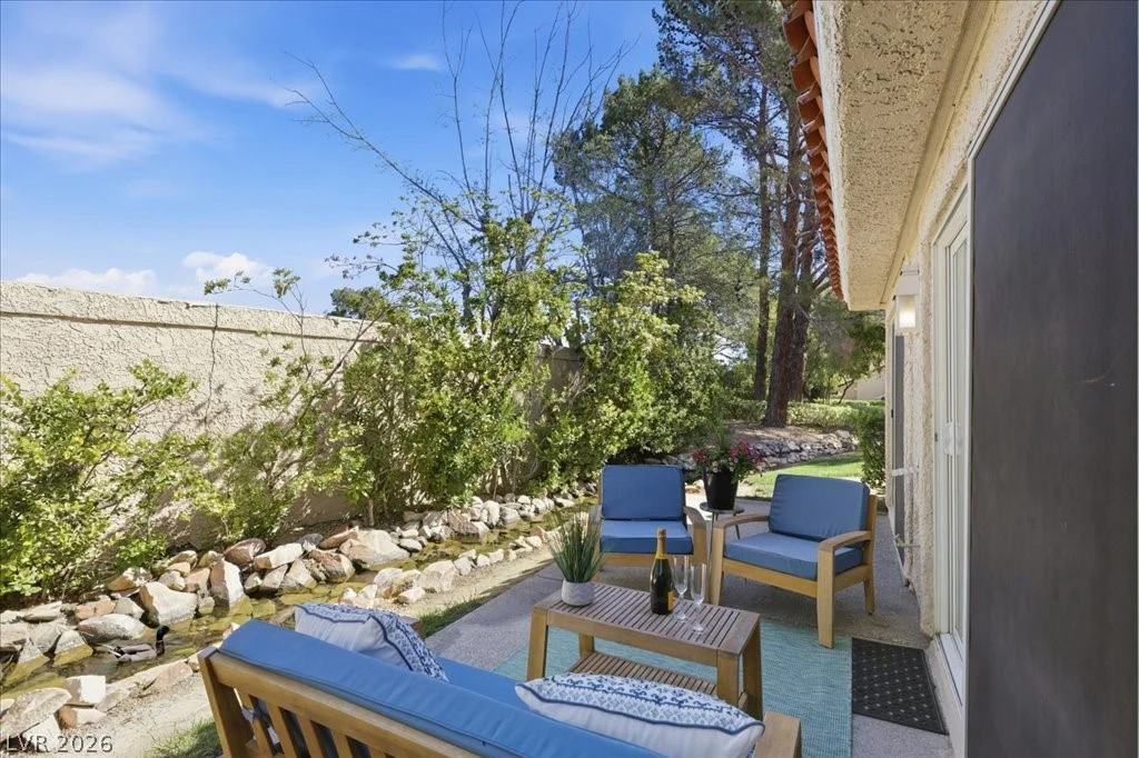 7012 Bright Springs, Las Vegas, NV 89113