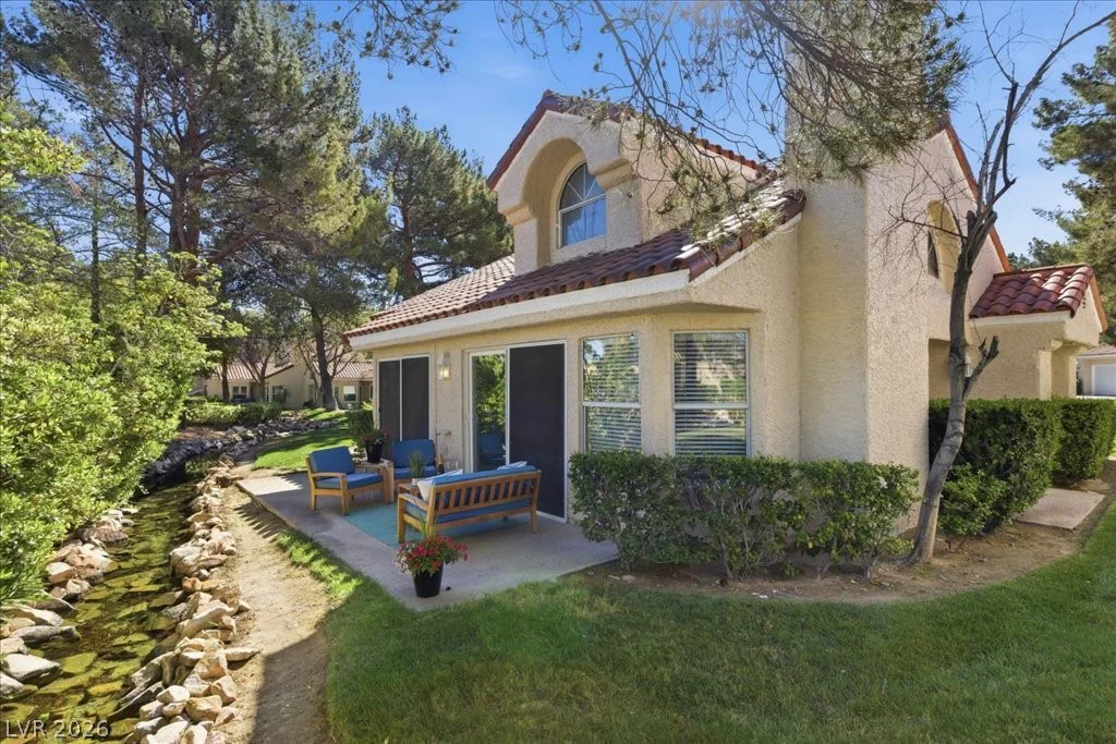 7012 Bright Springs, Las Vegas, NV 89113