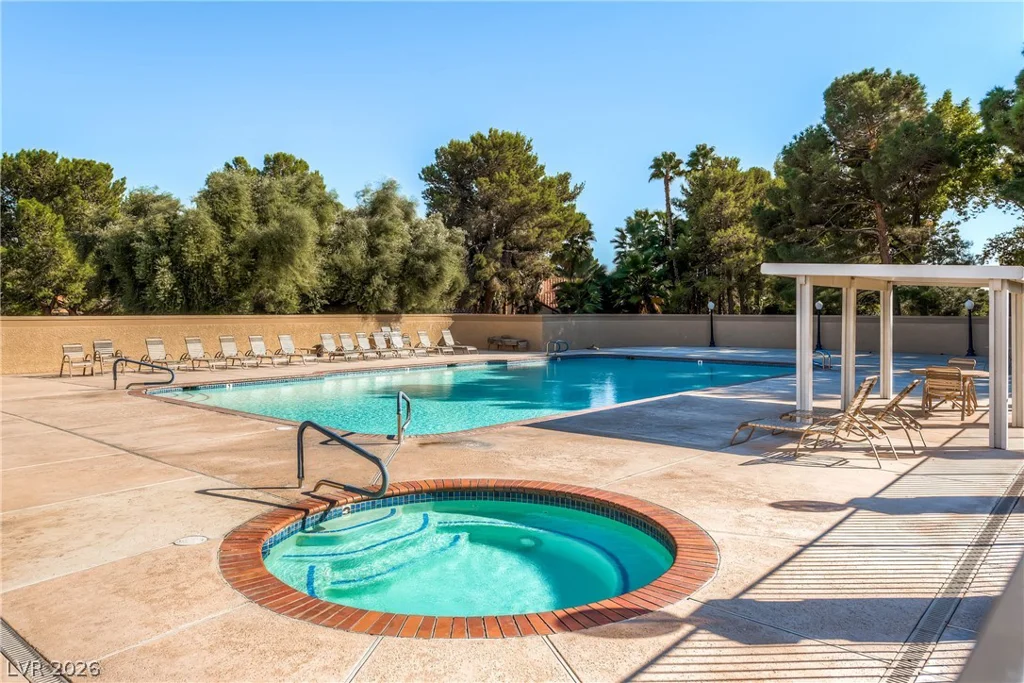 7012 Bright Springs, Las Vegas, NV 89113