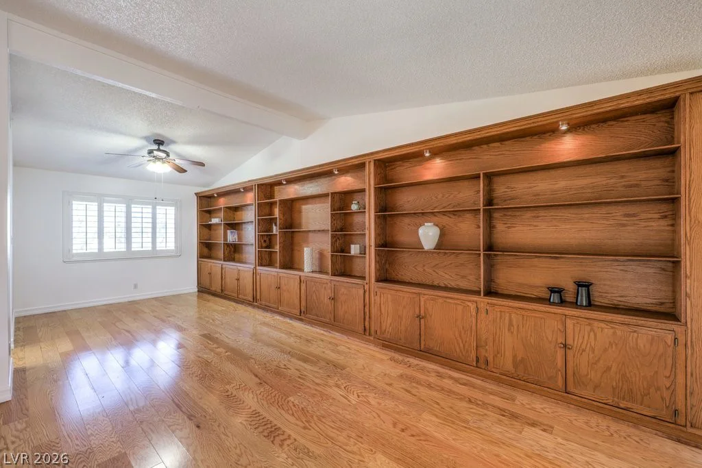1621 Amalfi, Las Vegas, NV 89117