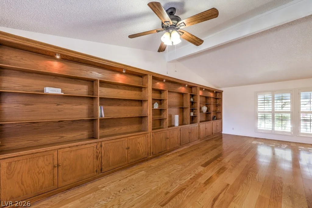1621 Amalfi, Las Vegas, NV 89117