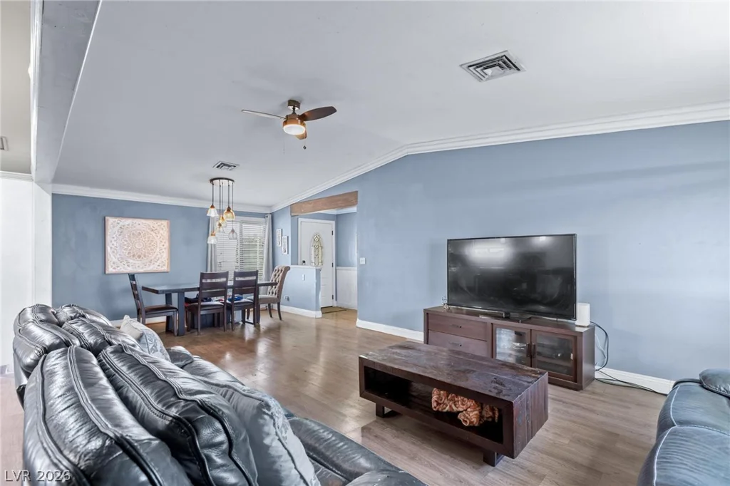 2423 Vista Colina, Henderson, NV 89014