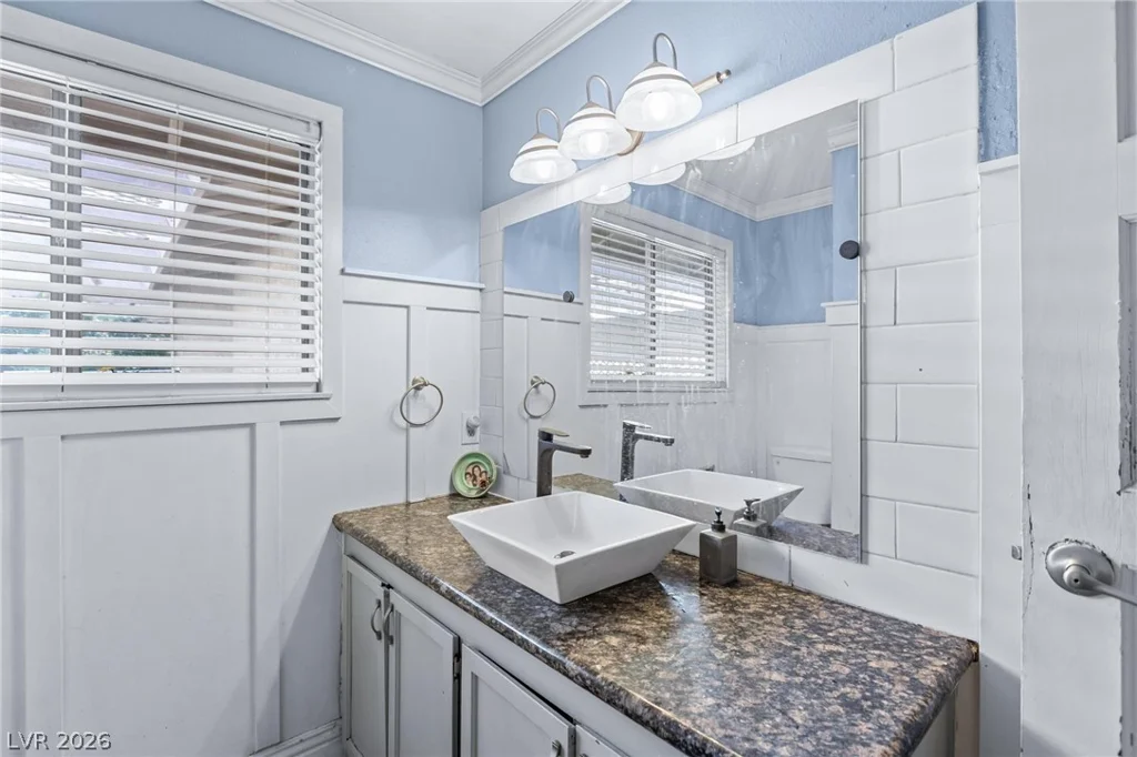 2423 Vista Colina, Henderson, NV 89014