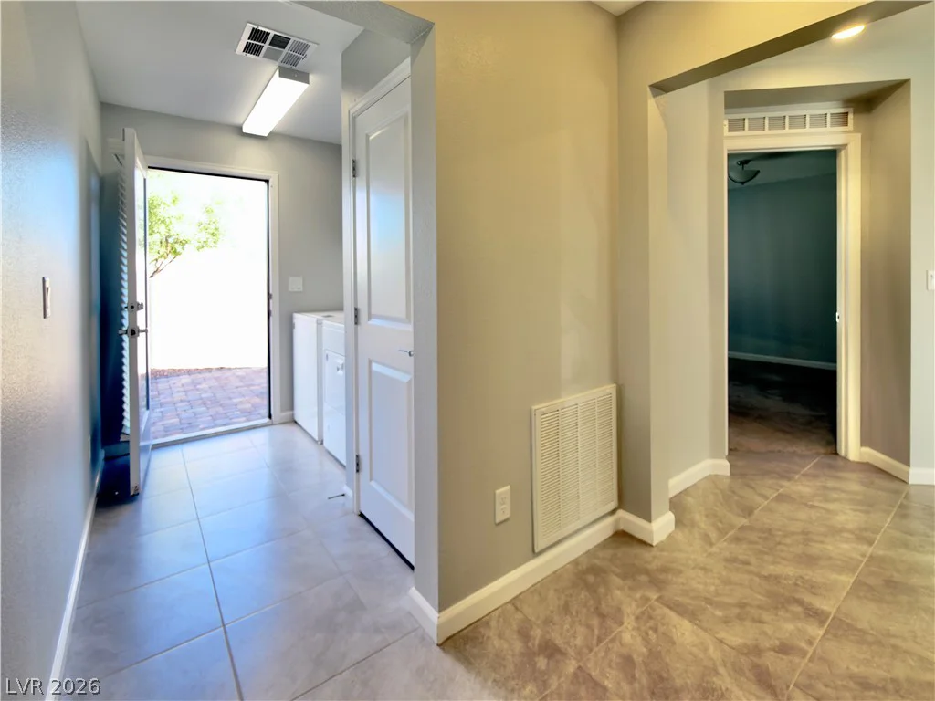 7764 Corte Bianca, Las Vegas, NV 89113
