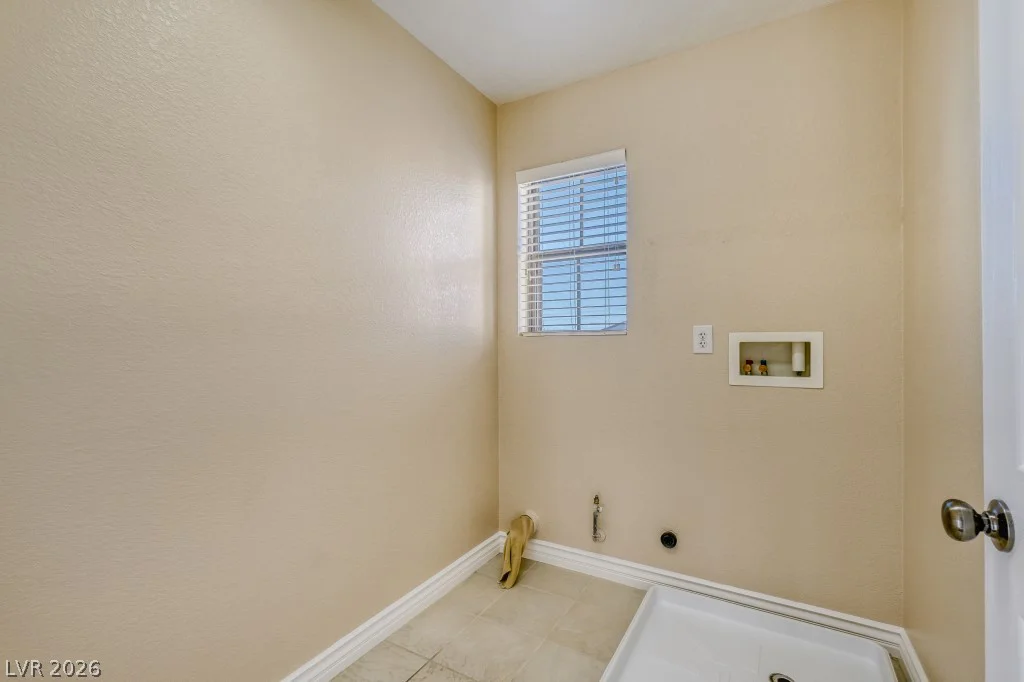 5565 Golden Palms, Las Vegas, NV 89148