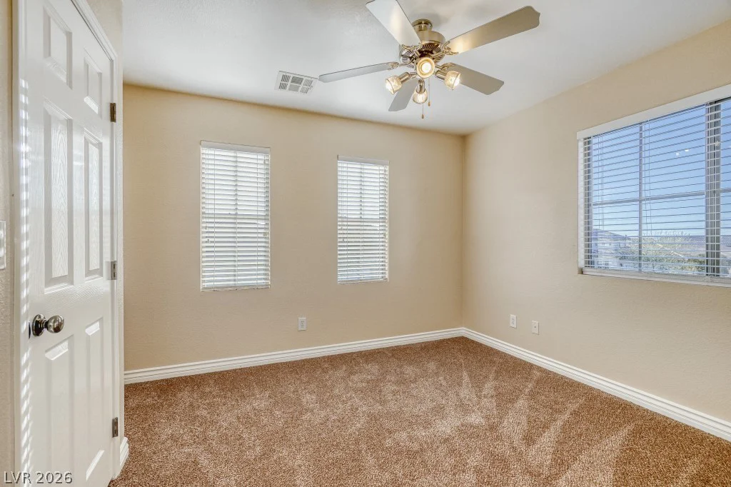 5565 Golden Palms, Las Vegas, NV 89148