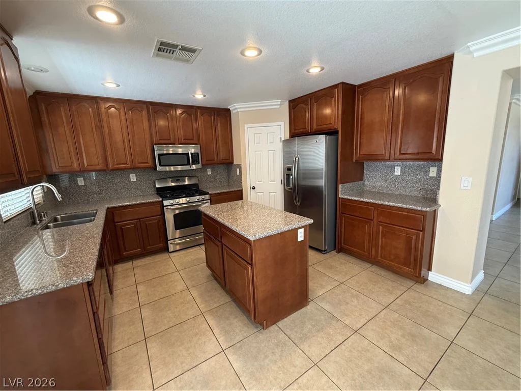 5565 Golden Palms, Las Vegas, NV 89148