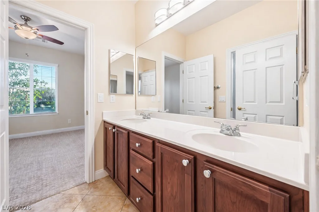 8668 Wade Lake, Las Vegas, NV 89178
