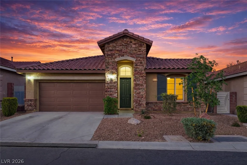 8668 Wade Lake, Las Vegas, NV 89178