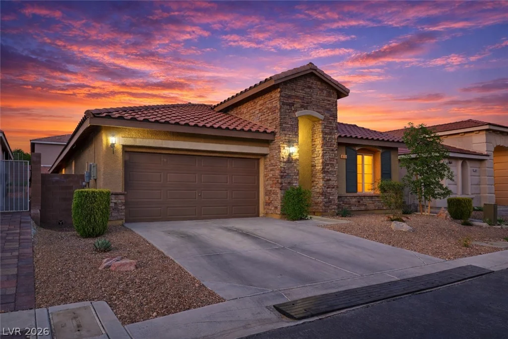 8668 Wade Lake, Las Vegas, NV 89178