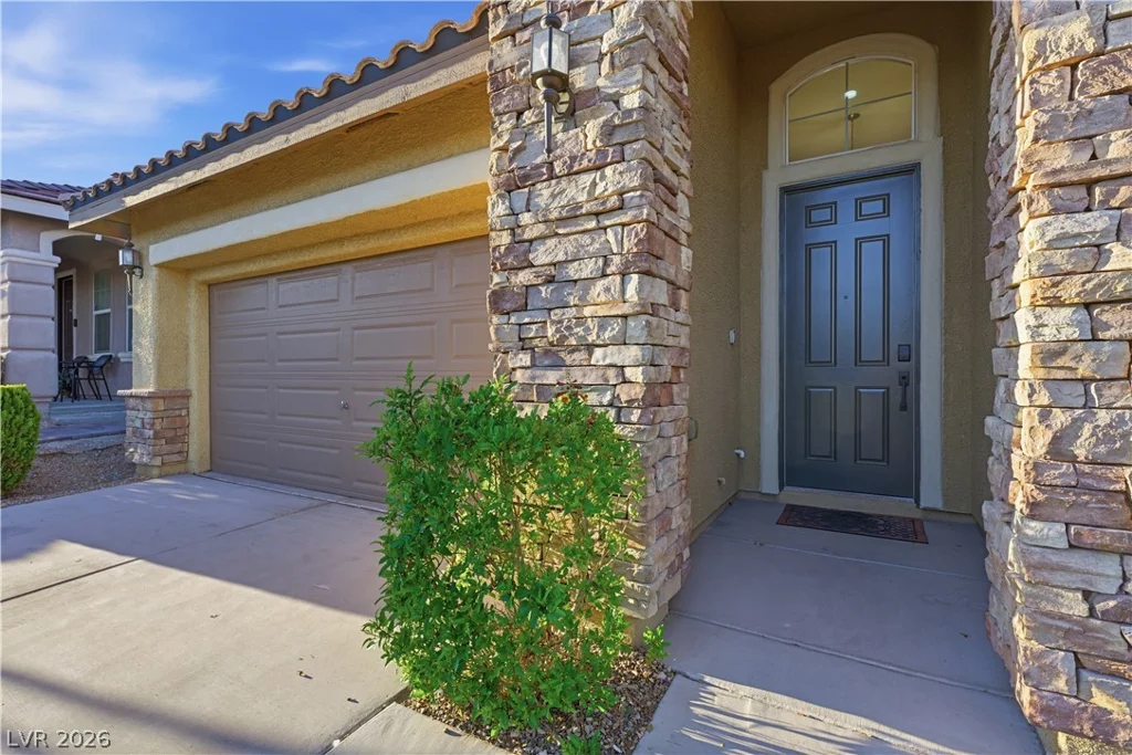 8668 Wade Lake, Las Vegas, NV 89178