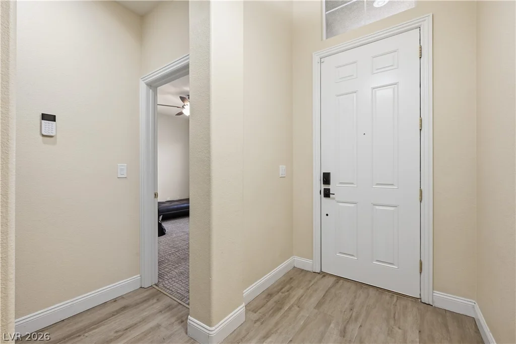 8668 Wade Lake, Las Vegas, NV 89178