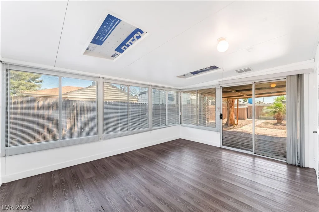 4319 Cory, Las Vegas, NV 89107
