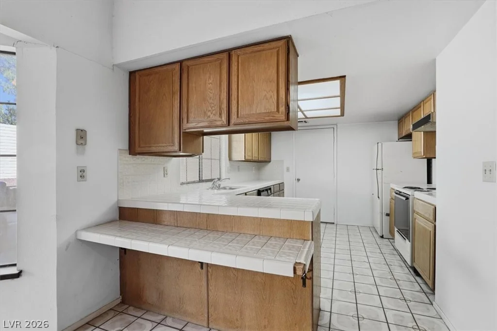 3449 Lorilou, Las Vegas, NV 89121