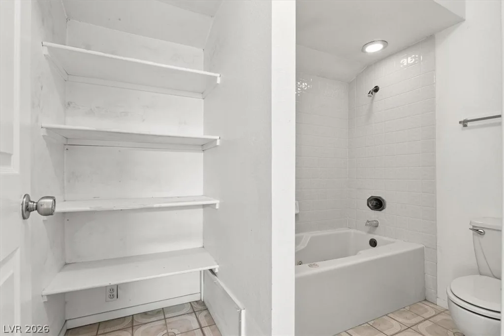 3449 Lorilou, Las Vegas, NV 89121