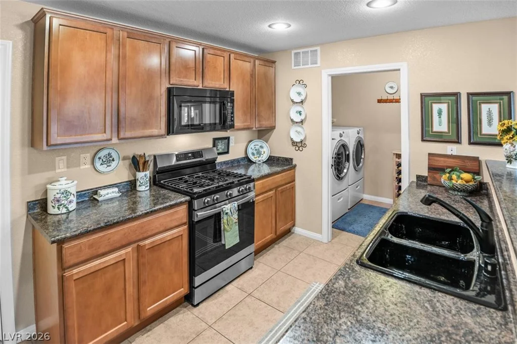 2098 Waterlily View, Henderson, NV 89044