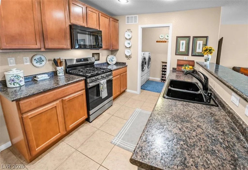 2098 Waterlily View, Henderson, NV 89044