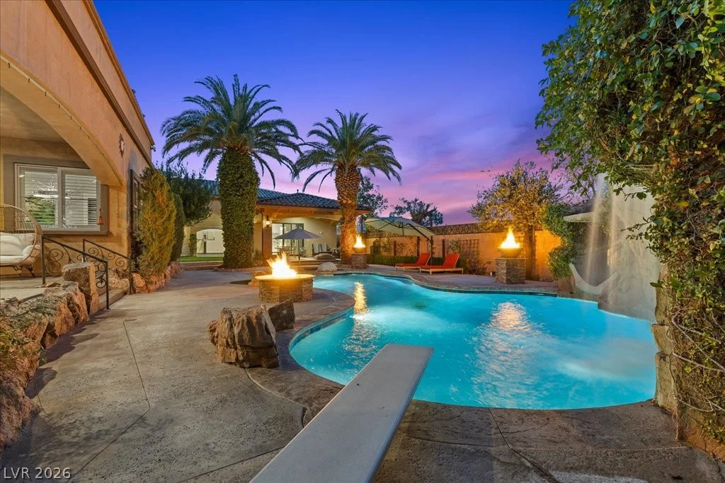 8455 Stange, Las Vegas, NV 89129