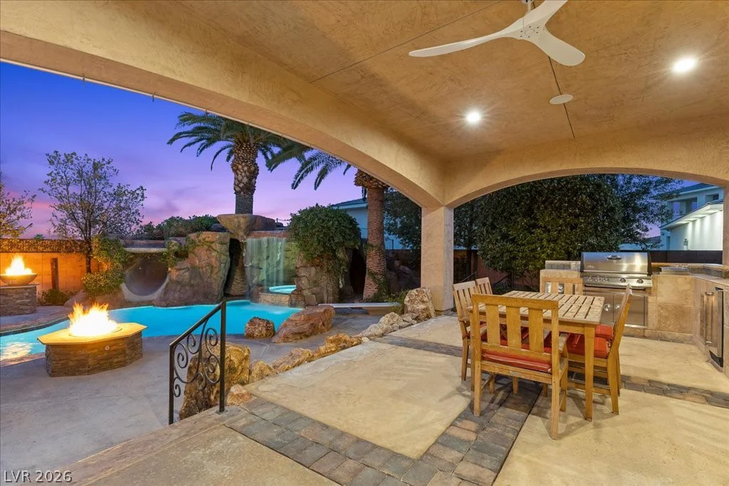 8455 Stange, Las Vegas, NV 89129