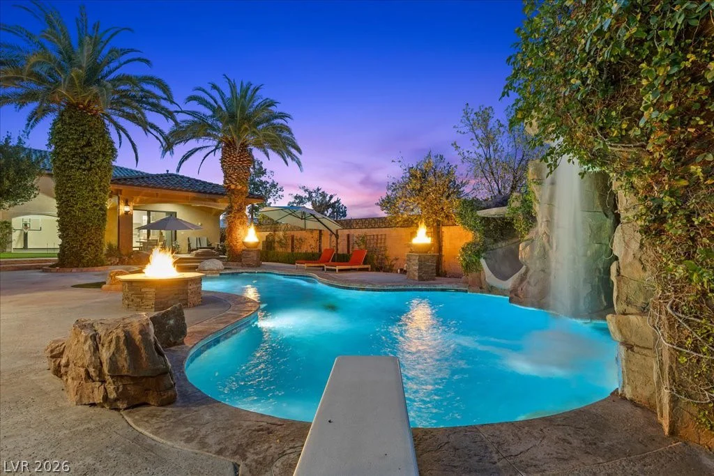 8455 Stange, Las Vegas, NV 89129