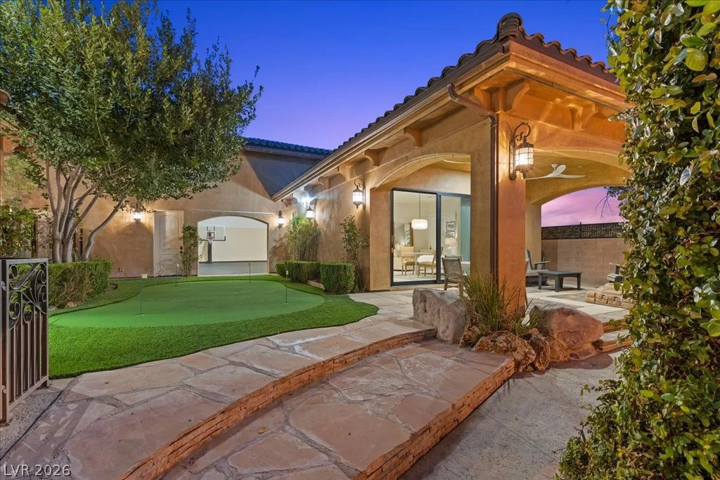 8455 Stange, Las Vegas, NV 89129