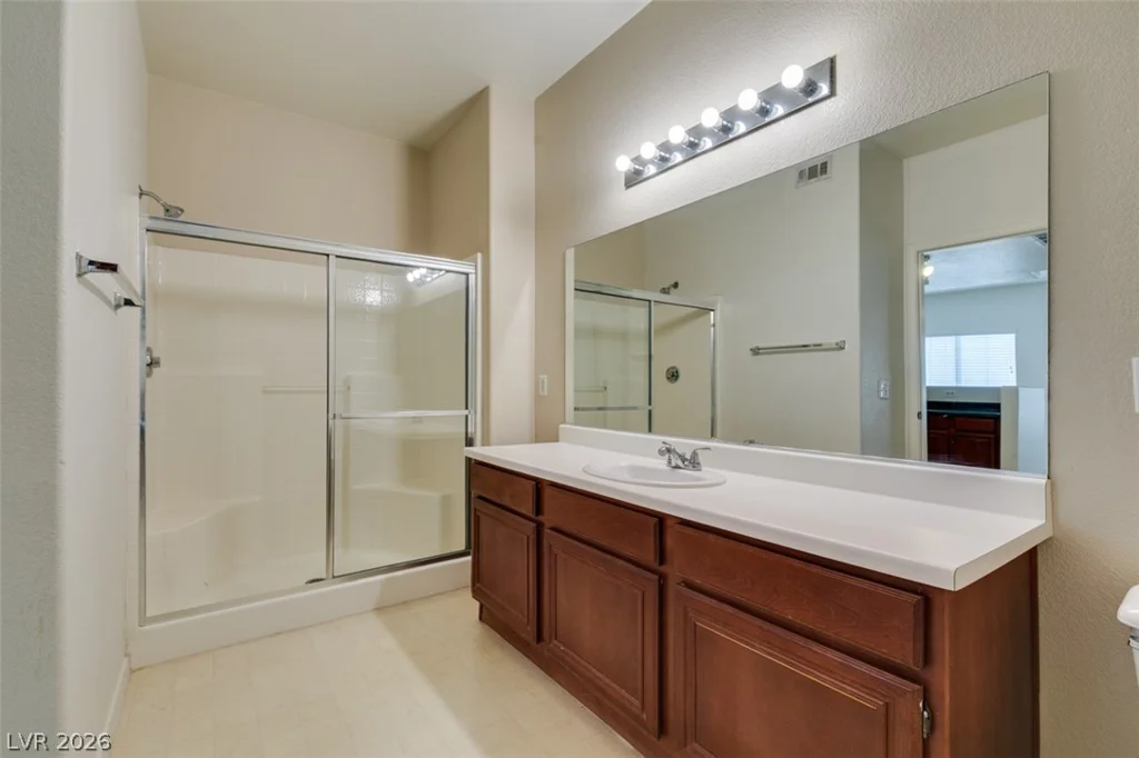 10245 Maryland, Las Vegas, NV 89183