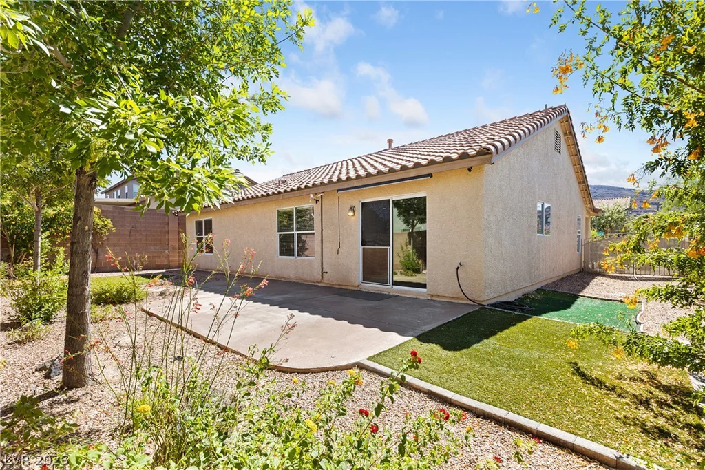 1000 Amber Gate, Henderson, NV 89002
