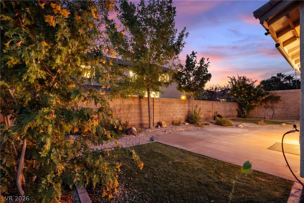 1000 Amber Gate, Henderson, NV 89002