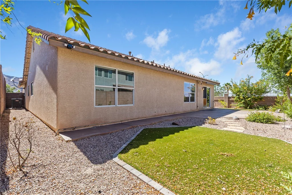 1000 Amber Gate, Henderson, NV 89002