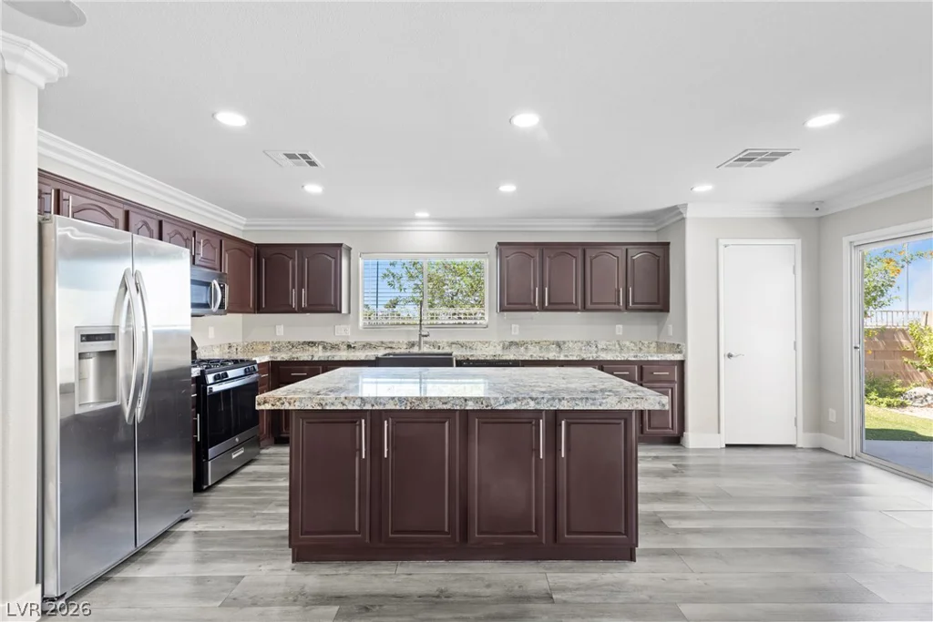 1000 Amber Gate, Henderson, NV 89002