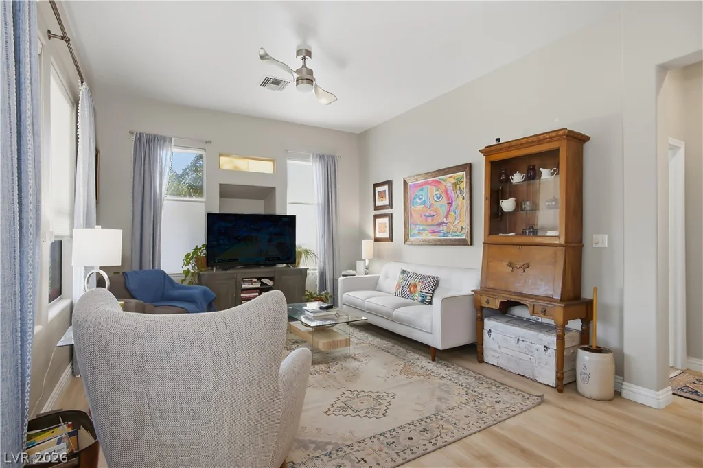 10901 Clarion, Las Vegas, NV 89134