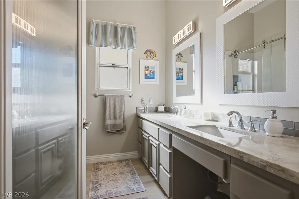 10901 Clarion, Las Vegas, NV 89134