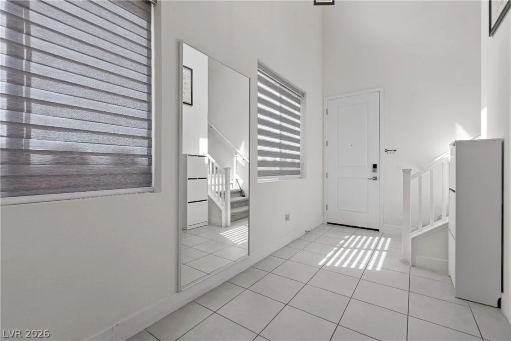 5255 Peak Rock, Las Vegas, NV 89141