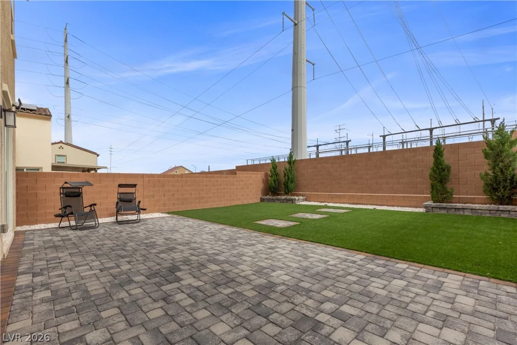 5255 Peak Rock, Las Vegas, NV 89141