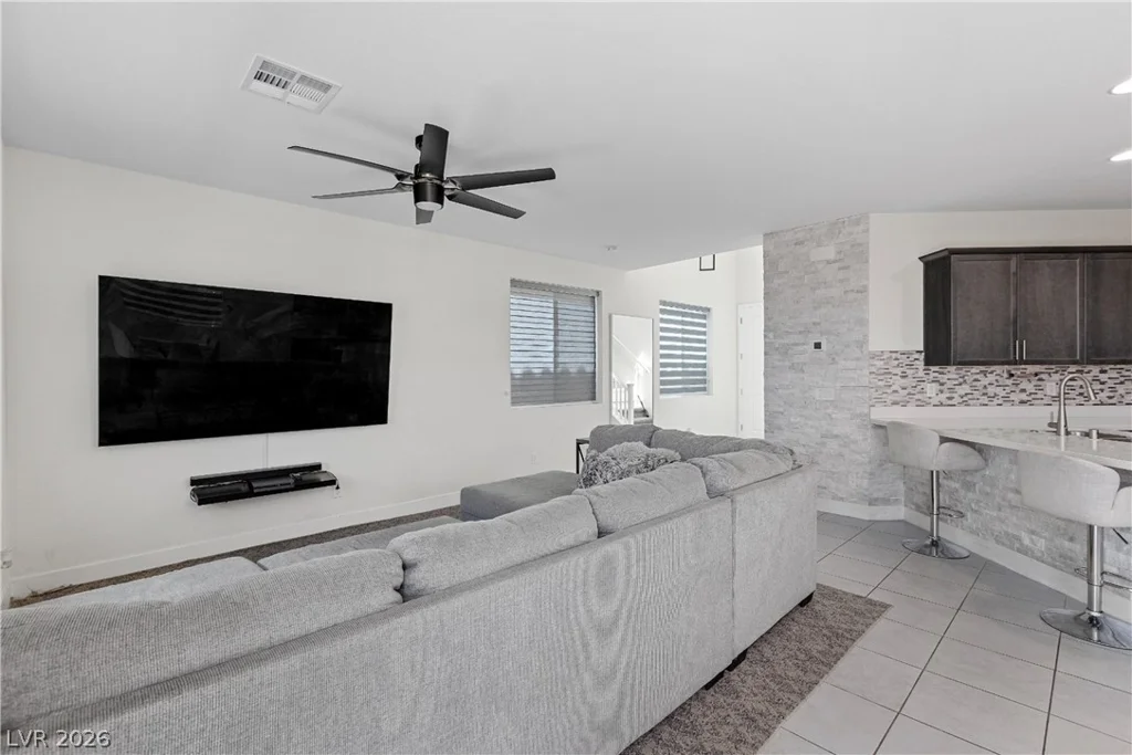 5255 Peak Rock, Las Vegas, NV 89141