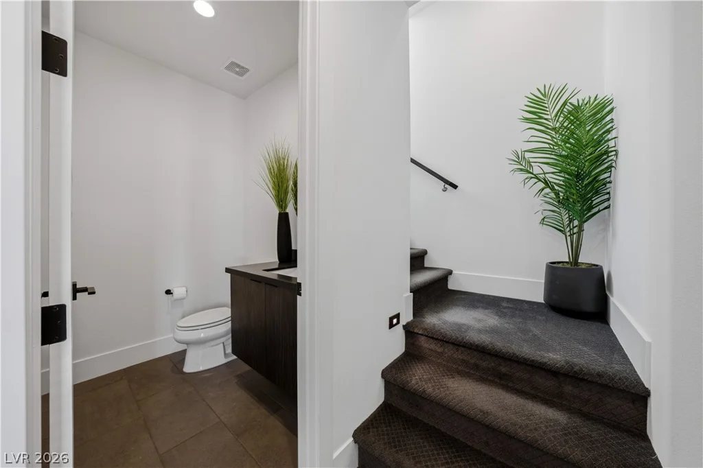 664 Sentinel Spire, Las Vegas, NV 89138