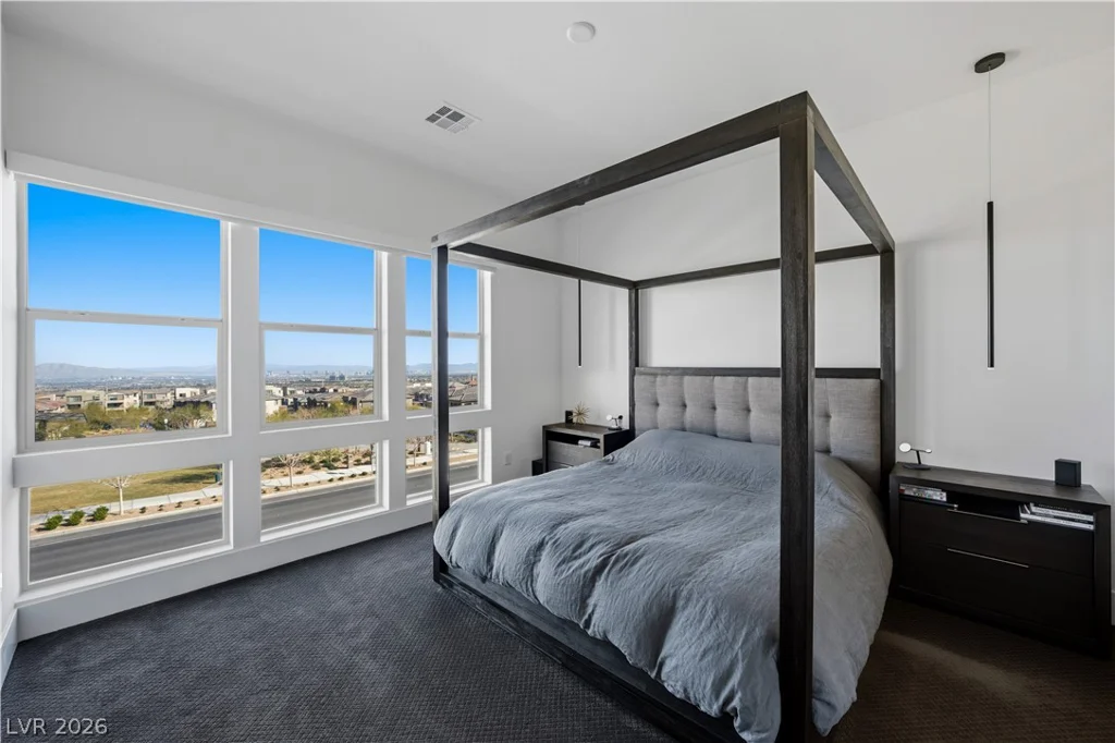 664 Sentinel Spire, Las Vegas, NV 89138