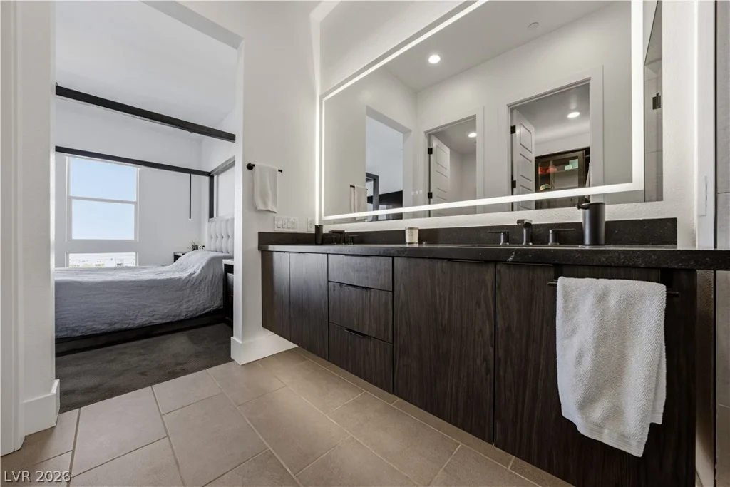 664 Sentinel Spire, Las Vegas, NV 89138