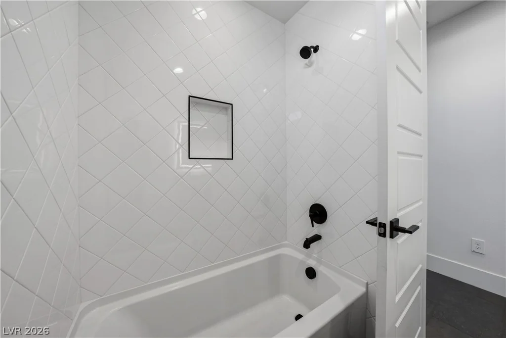664 Sentinel Spire, Las Vegas, NV 89138