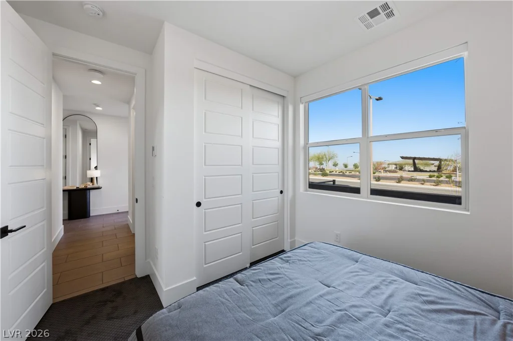 664 Sentinel Spire, Las Vegas, NV 89138