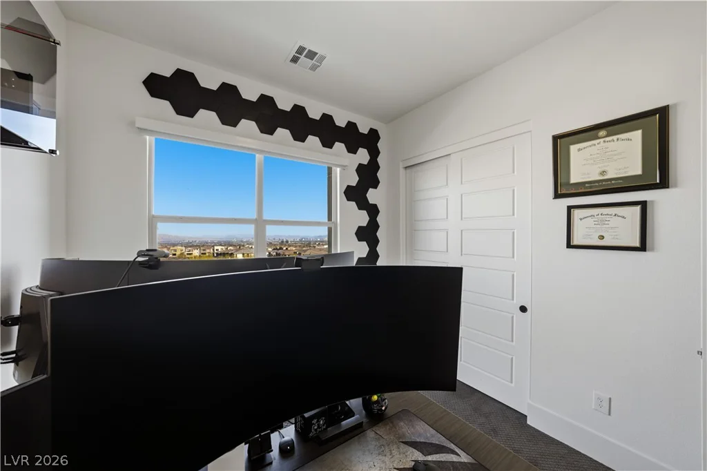 664 Sentinel Spire, Las Vegas, NV 89138