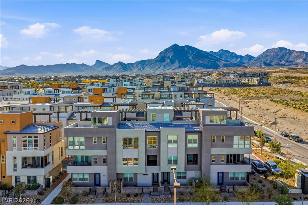 664 Sentinel Spire, Las Vegas, NV 89138