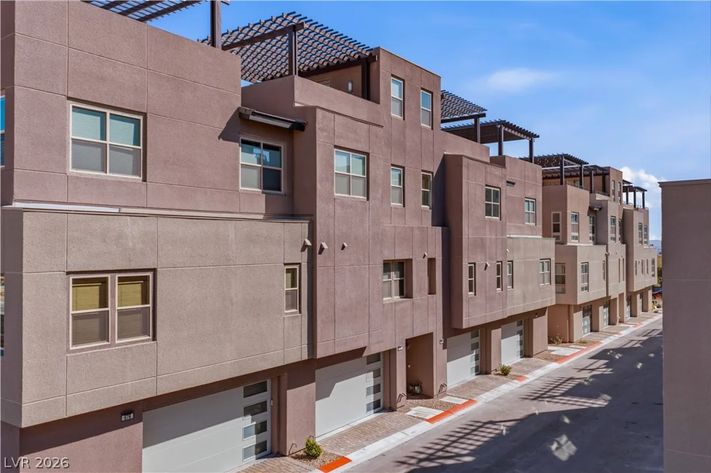 664 Sentinel Spire, Las Vegas, NV 89138