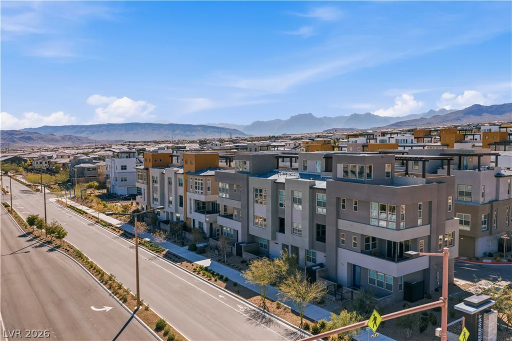 664 Sentinel Spire, Las Vegas, NV 89138